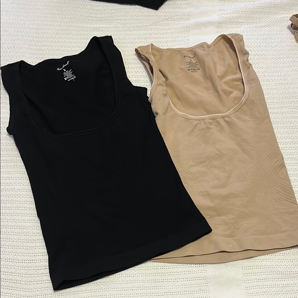 Women's compress under where brand tops Large